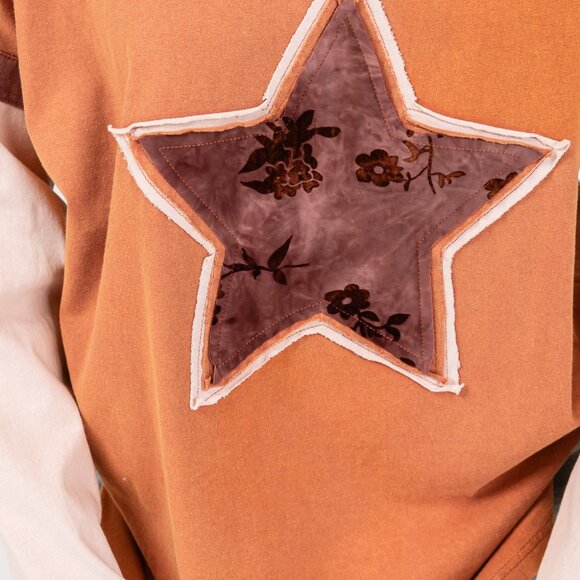 Star Patch Long Sleeve Color Block T-Shirt - Picture 7 of 7